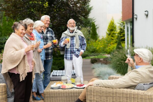 Social programs in retirement communities