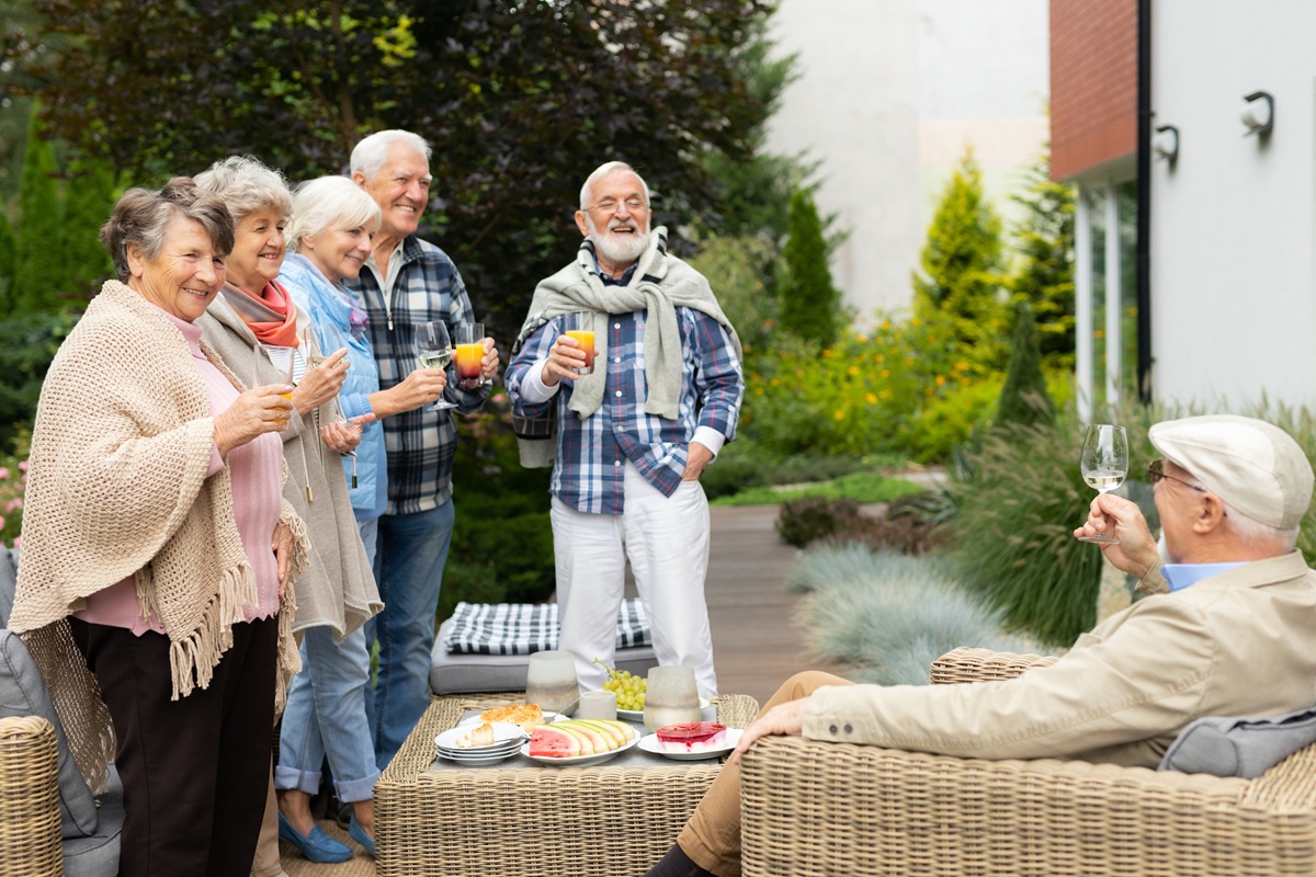 Social programs in retirement communities