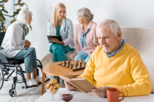 how much do senior apartments cost in 2026
